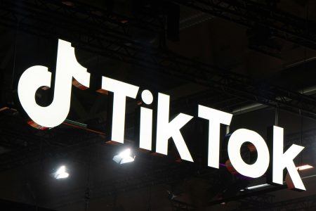 TikTok Shopライブコマース「毎日やるべき？」– 多くの事業者が抱える疑問に回答