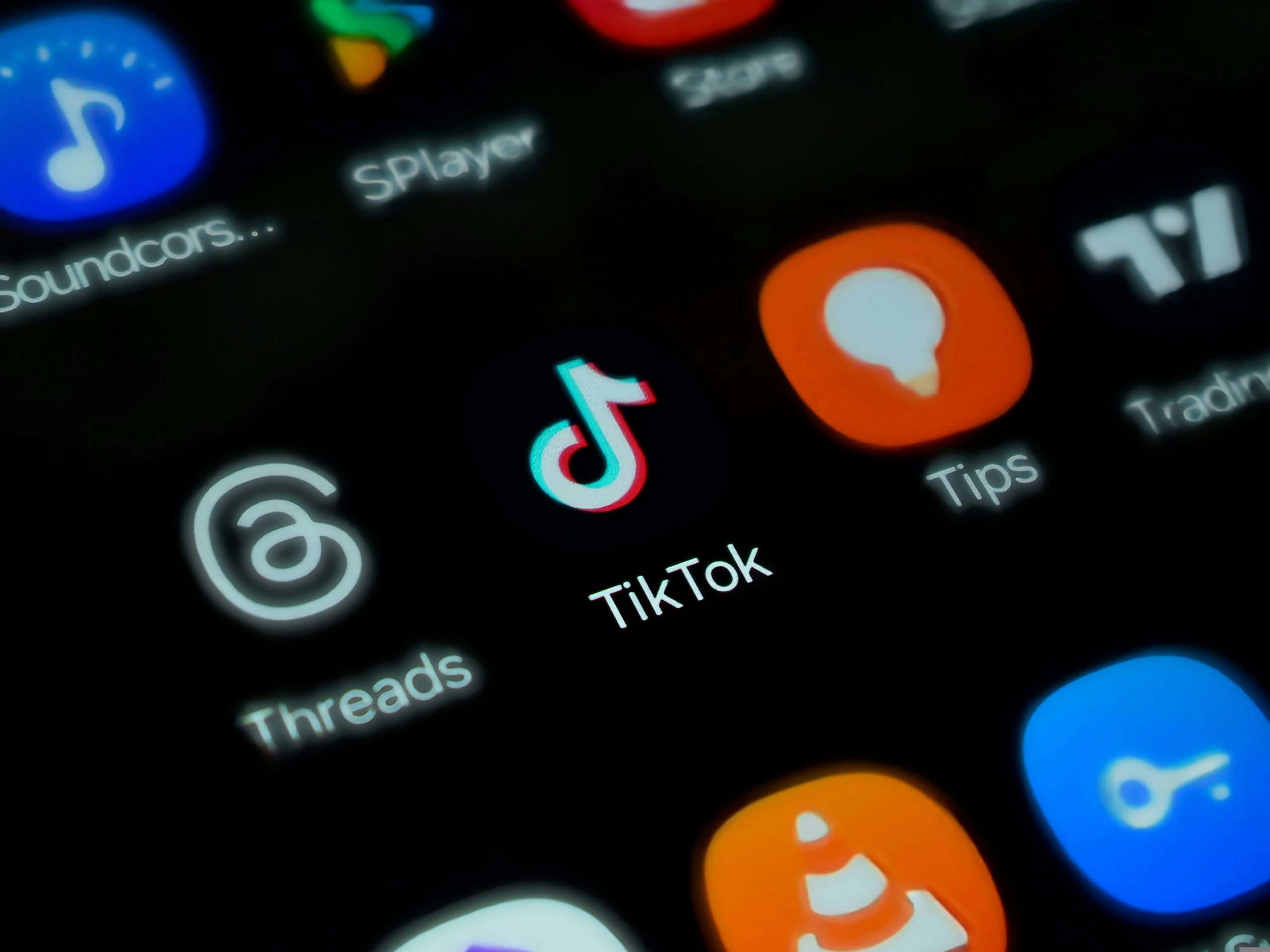 TikTok Shop日本上陸!ライブコマース市場の未来を揺るがす物流・販売チャネル変革の可能性とは?